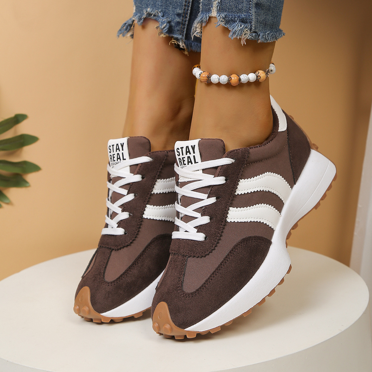 Cleo Sneakers