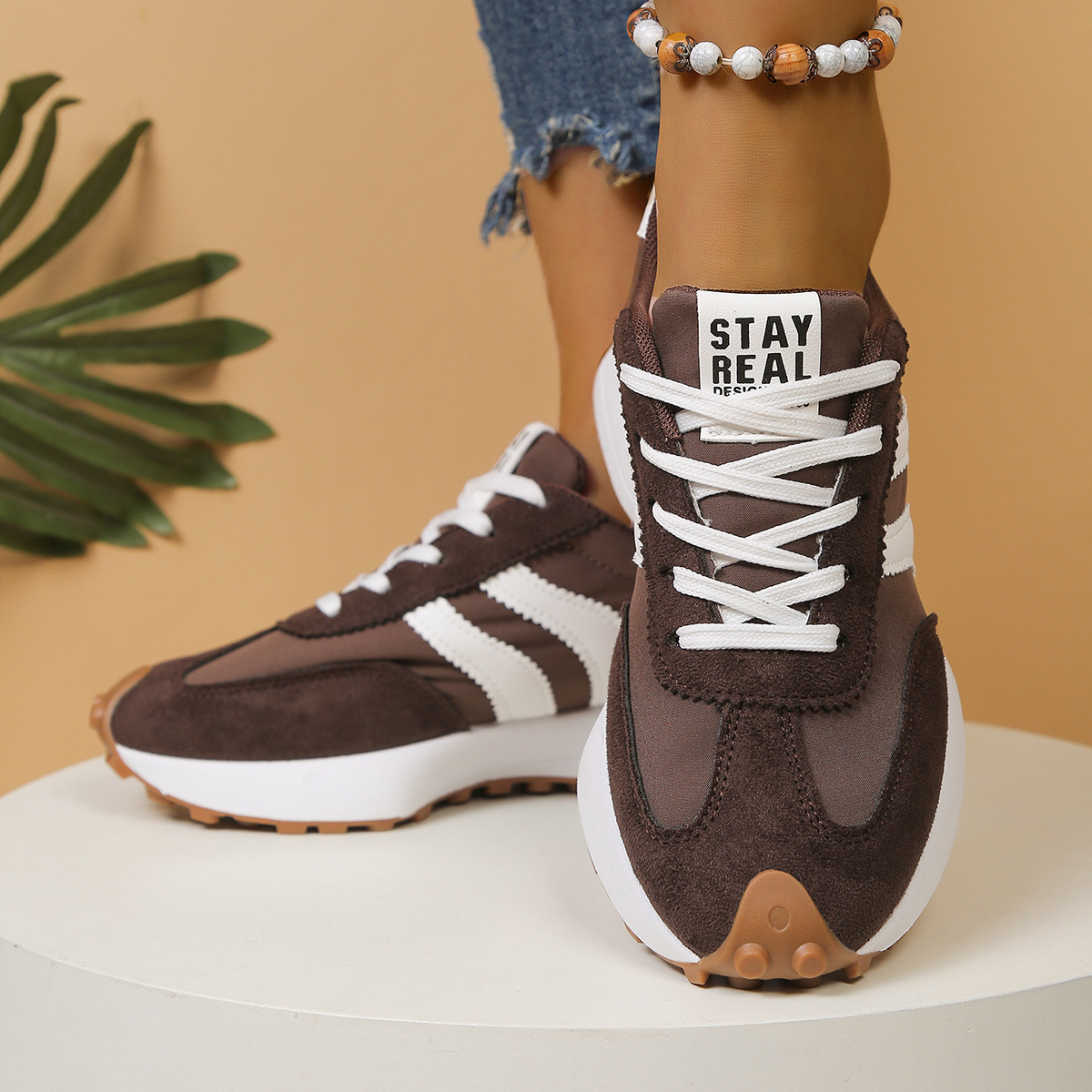 Cleo Sneakers