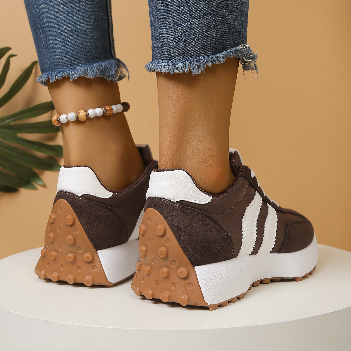 Cleo Sneakers