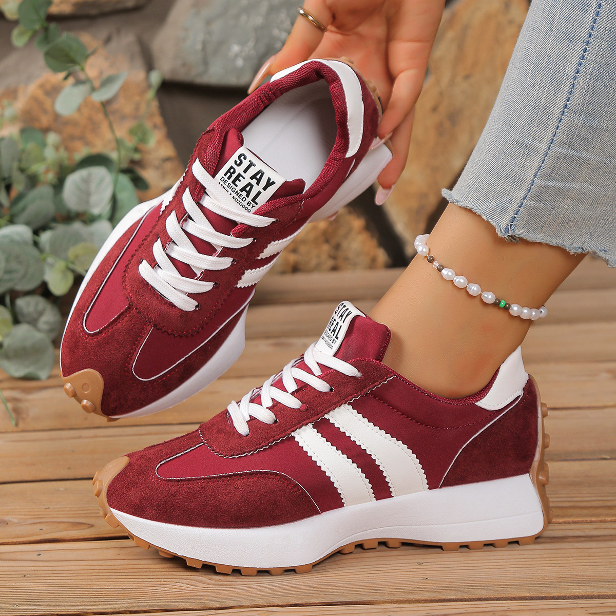 Cleo Sneakers
